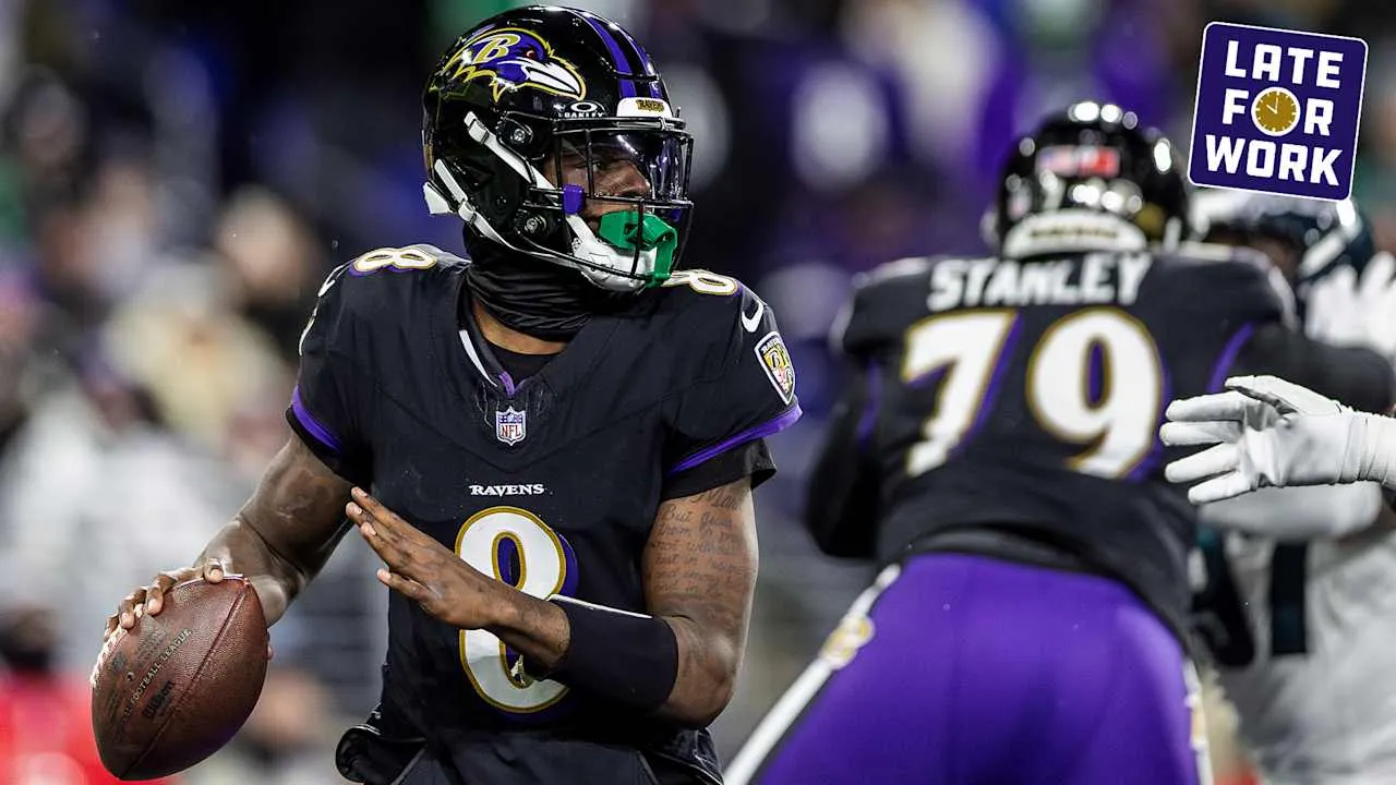 Terlambat Kerja: Lamar Jackson Naik Peringkat Quarterback Tahunan Chris Simms Secara Signifikan