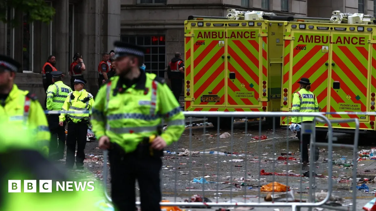 Pria Ditahan Usai Tabrakan Lalu Lintas di Parade Liverpool FC, Kata Polisi